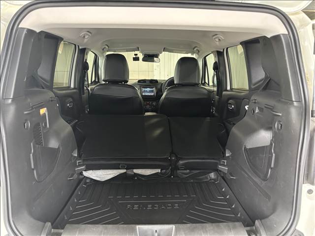 クライスラー JEEP Renegadeの画像18