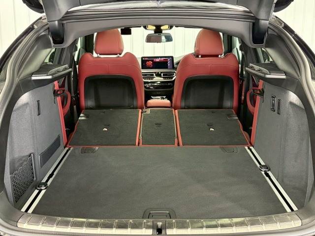 BMW X4の画像18