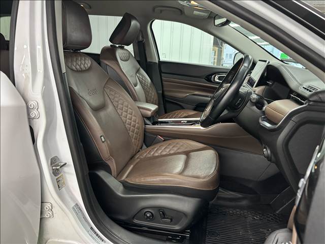 クライスラー JEEP COMMANDERの画像6