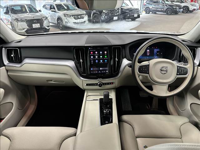 XC60□ B5 AWD Momentum 内装他