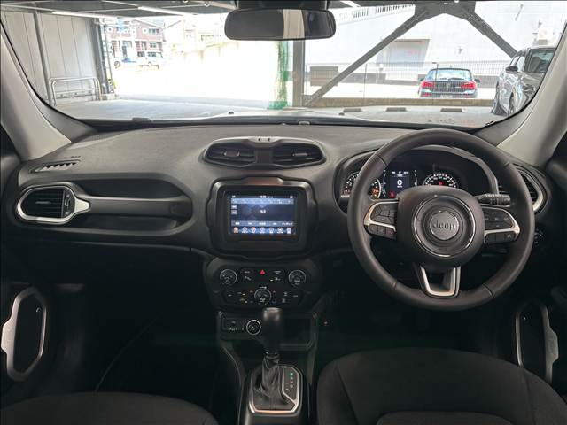 クライスラー&nbsp;JEEP Renegadeの画像3