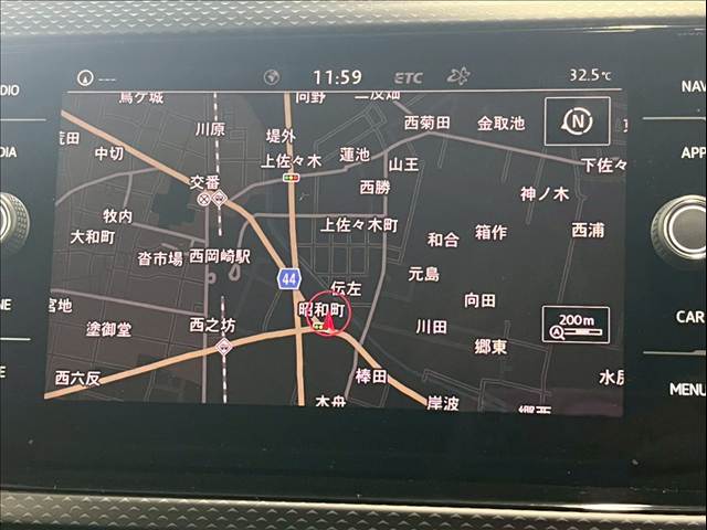 T-CrossTSI 1st AppleCarplay/フルセグ/クリアランスソナー/パーキングアシスト/アイドリングストップ/アダプティブクルーズコントロール/LEDヘッドライトUSBポート/ブラインドアシスト/オートエアコン 内装他