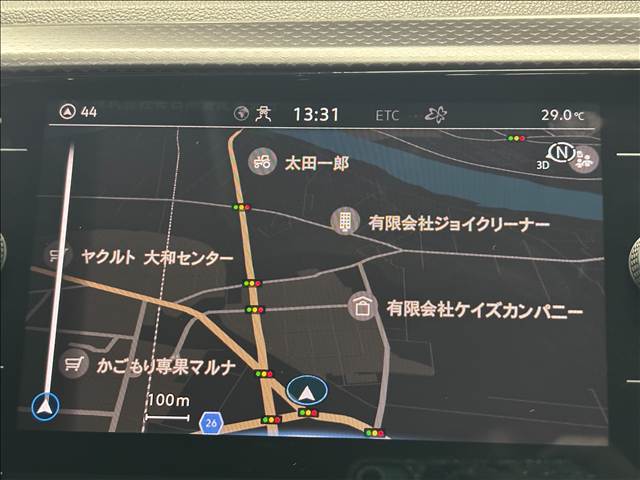 T-CrossTSI Active AppleCarplay/オールインセーフティ/セーフティーパッケージ/クリアランスソナー/アダプティブクルーズコントロール/ブラインドスポットモニター/バックカモニター/ステアリングスイッチ 内装他