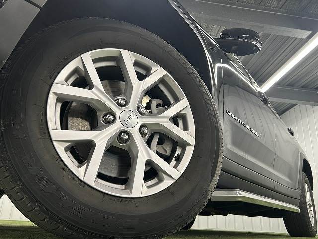 クライスラー JEEP GRAND CHEROKEE Lの画像19