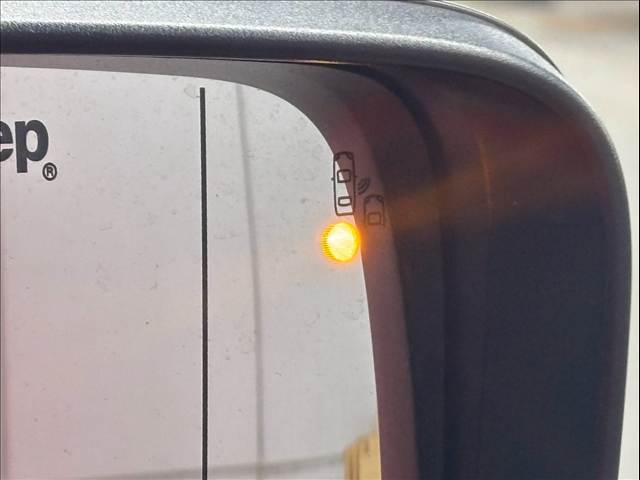 JEEP RenegadeLimited 内装他