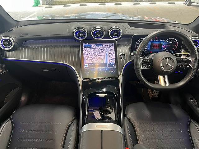 メルセデス・ベンツGLC-CLASS□GLC 220 d 4MATIC(ISG搭載モデル) AMGラインP 内装他