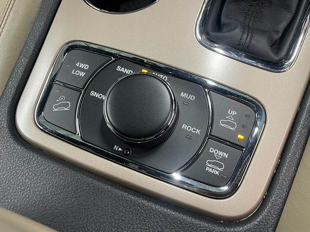 JEEP GRAND CHEROKEE75thアニバーサリーエディション 内装他