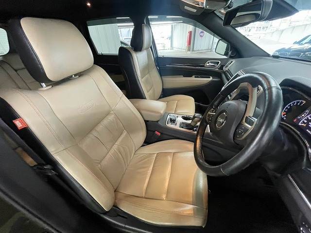 クライスラー&nbsp;JEEP GRAND CHEROKEEの画像11