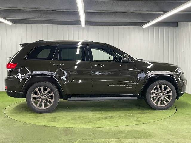 クライスラー&nbsp;JEEP GRAND CHEROKEEの画像18