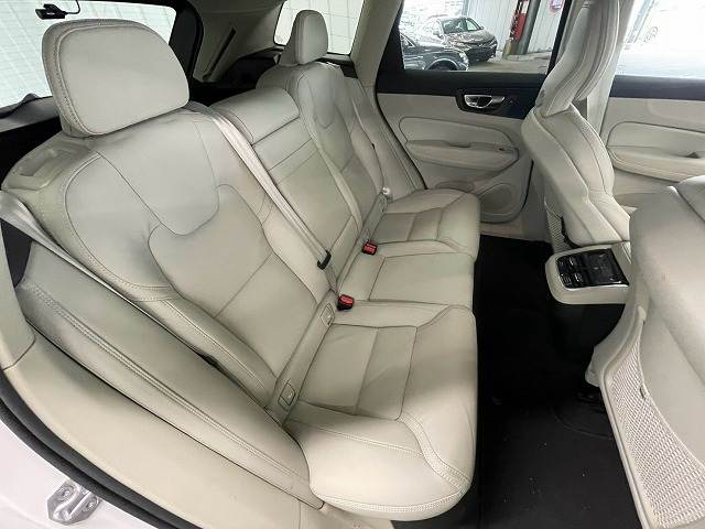 ボルボ XC60の画像12