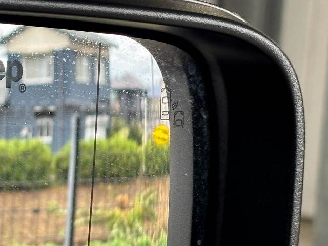 JEEP RenegadeLongitude 内装他