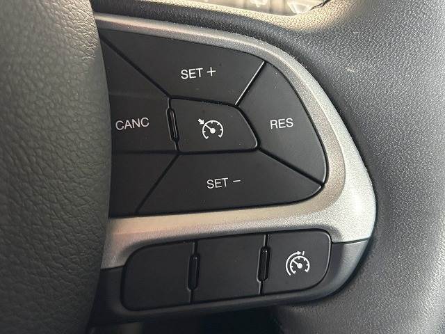 JEEP RenegadeLongitude 内装他