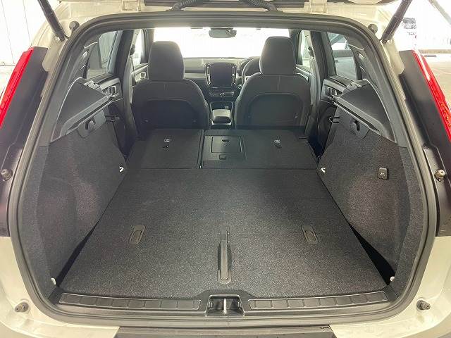 ボルボ XC40の画像13