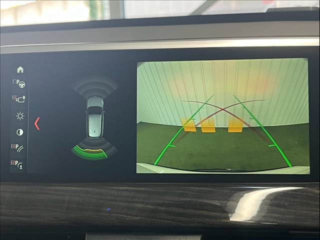 X1xDrive 18d xLine ハイラインPKG/レーダークルーズ/ヘッドアップディスプレイ/電動リアゲート/シートヒーター/パワーシート/シートメモリー/クリアランスソナー/オートエアコン/オートライト/茶革/LEDヘッドライト 内装他