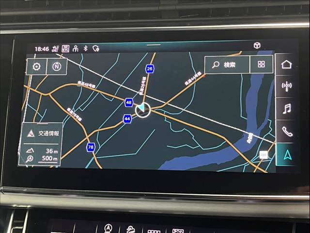 Q855 TFSI quattro S line 内装他