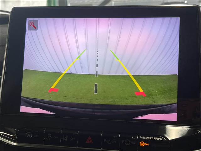 JEEP COMPASSロンジチュード 4×4 240台限定/AppleCarplay/フルセグ/バックカメラ/パーキングアシスト/ブラインドスポットモニター/アダプティブクルーズコントロール/LEDヘッドライト/コーナーセンサー/ETC2.0 内装他