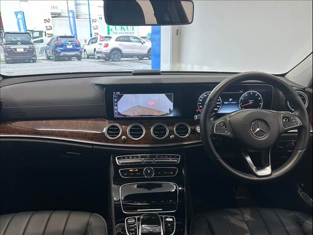 E-CLASS SedanE 400 4MATIC エクスクルーシブ 内装他