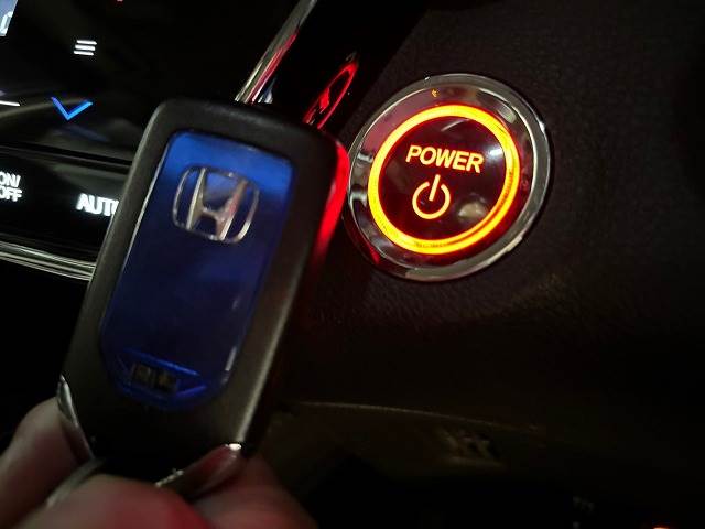 ヴェゼルハイブリッドHYBRID X Honda SENSING 内装他