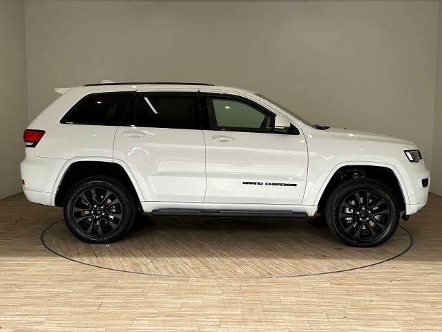 クライスラー JEEP GRAND CHEROKEEの画像16