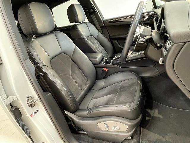 ポルシェ マカンの画像9