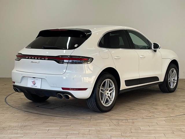 ポルシェ マカンの画像16