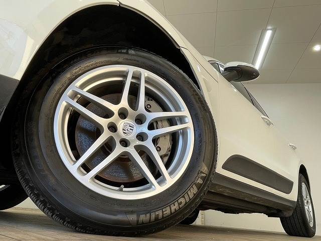 ポルシェ マカンの画像18