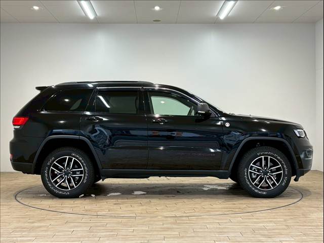 クライスラー JEEP GRAND CHEROKEEの画像14