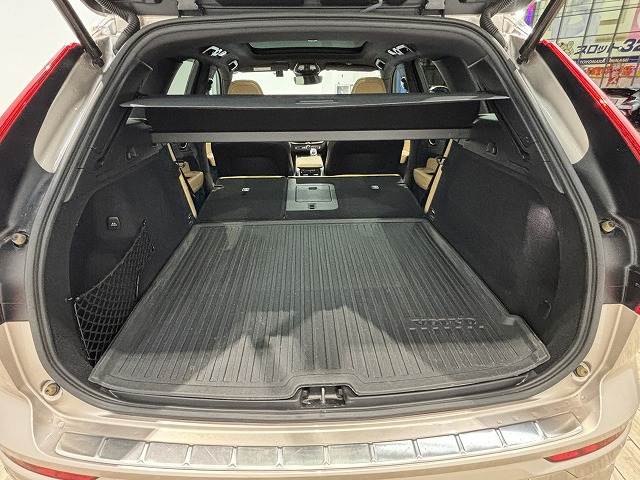 ボルボ XC60の画像11