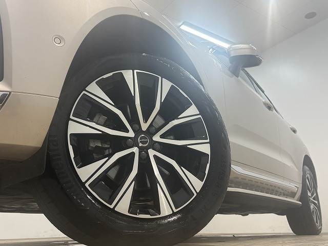 ボルボ XC60の画像18