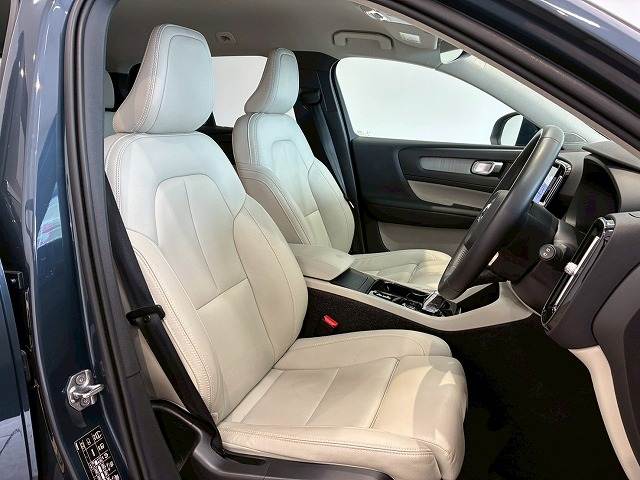 ボルボ XC40の画像9