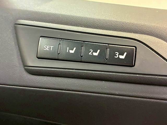 トヨタ ヴェルファイアの画像8