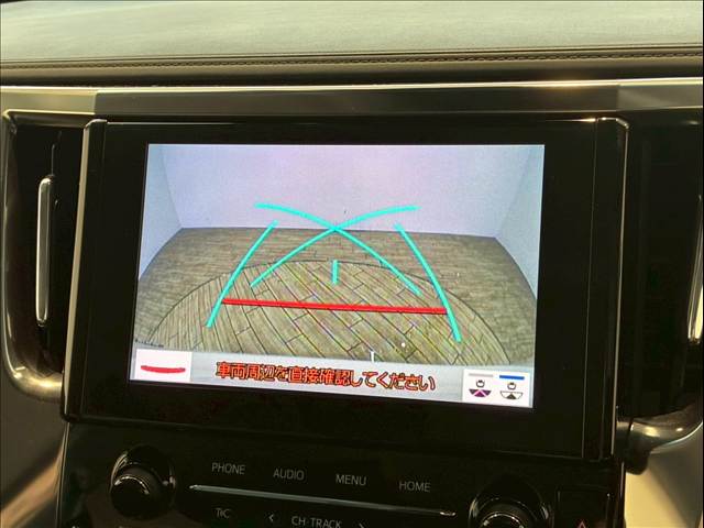 トヨタ ヴェルファイアの画像4