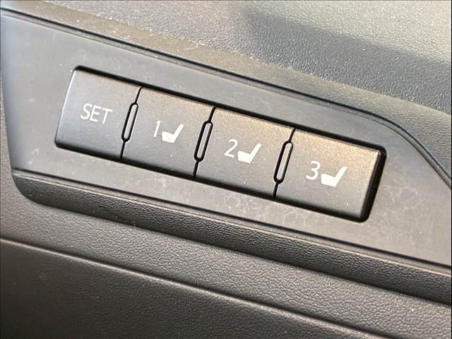 トヨタ ヴェルファイアの画像6