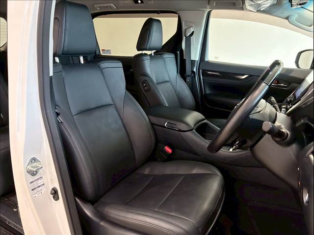 トヨタ ヴェルファイアの画像9