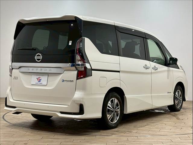 日産 セレナの画像16