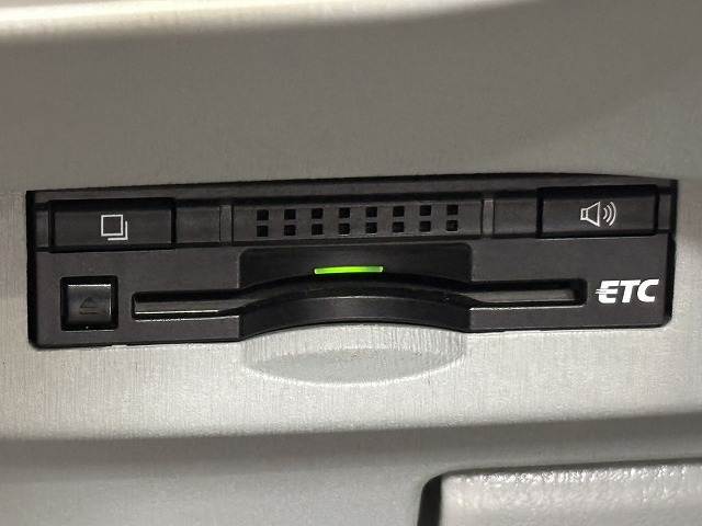 プリウスS LEDエディション 内装他