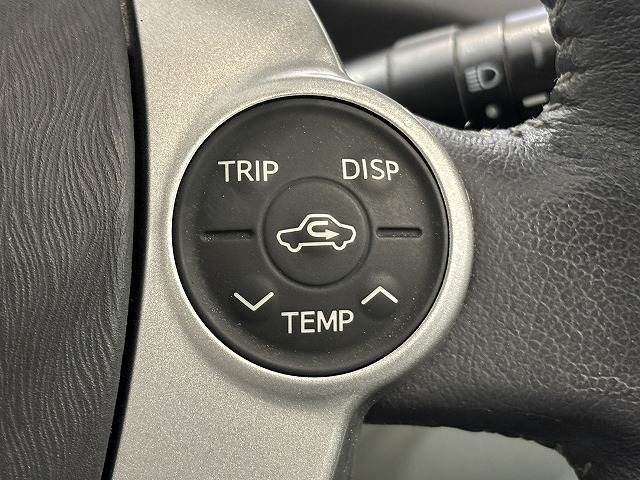 プリウスS LEDエディション 内装他