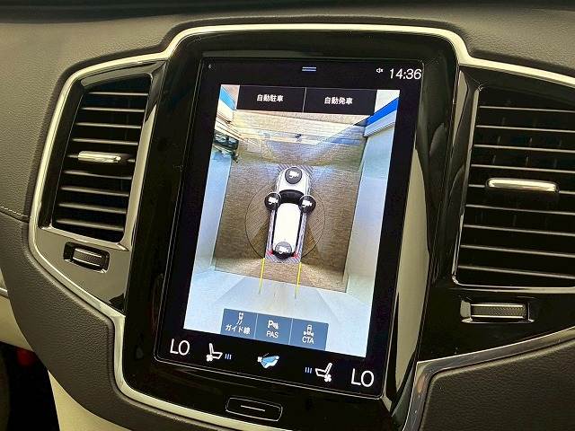 XC90B6 AWD Inscription 内装他