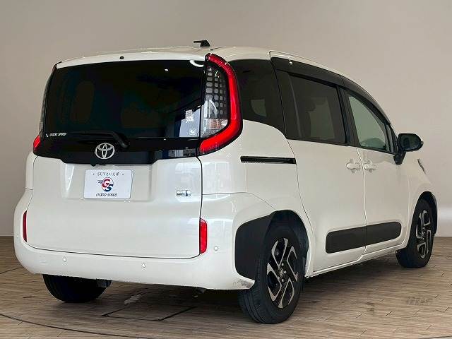 トヨタ シエンタハイブリッドの画像17