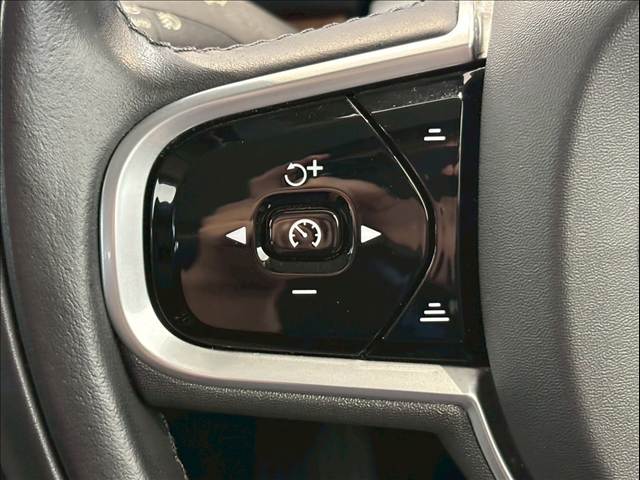 XC90ハイブリッド B5 AWD Momentum 内装他