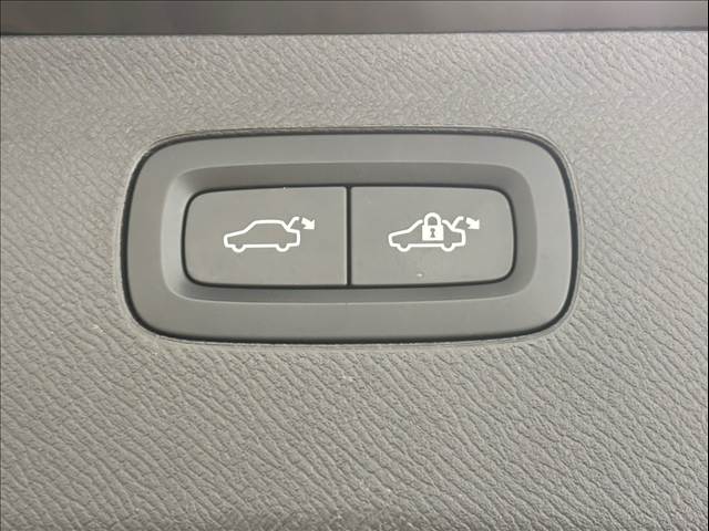 XC90ハイブリッド B5 AWD Momentum 内装他