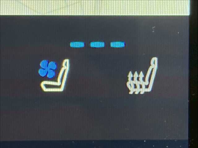 トヨタ アルファードハイブリッドの画像7