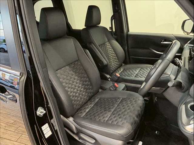 トヨタ ヴォクシーの画像9