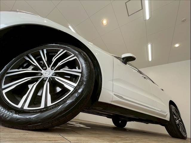 ボルボ XC60の画像18