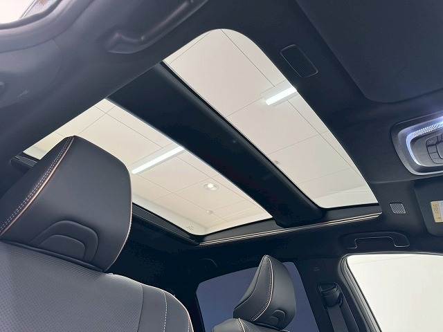 クラウンスポーツSPORT Z (HEV) 内装他