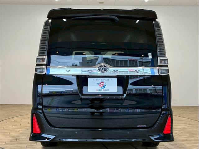 トヨタ ヴォクシーの画像13