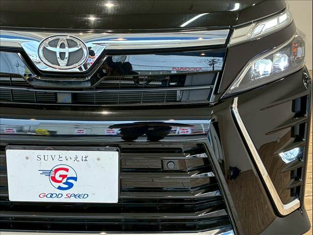 トヨタ ヴォクシーの画像19