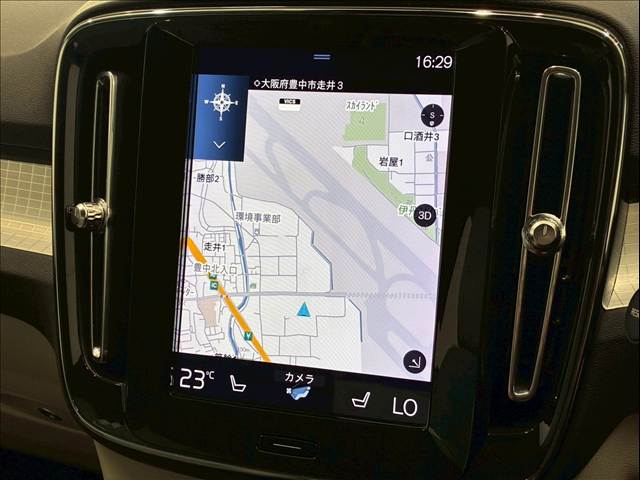 XC40T4 AWD Momentum 内装他