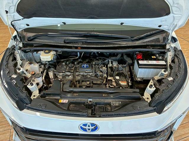 トヨタ ヴォクシーハイブリッドの画像20