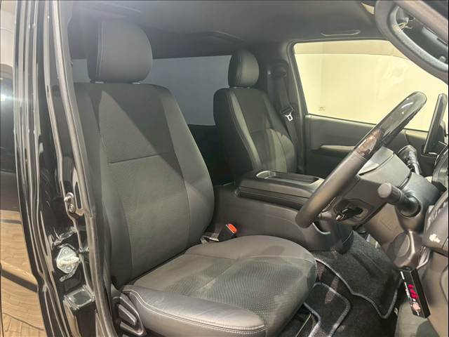 トヨタ ハイエースバンロングボディの画像9